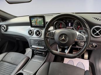 Mercedes-Benz CLA 1.6 CLA180 AMG Line Coupe 7G-DCT Euro 6 (s/s) 4dr