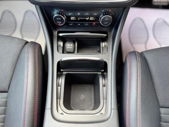 Mercedes-Benz CLA 1.6 CLA180 AMG Line Coupe 7G-DCT Euro 6 (s/s) 4dr
