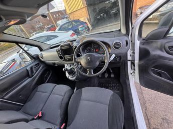 Peugeot Partner 1.6 BlueHDi 854 Professional L1 5dr