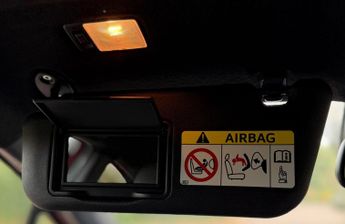 Toyota Yaris 1.5 VVT-h Excel E-CVT Euro 6 (s/s) 5dr (15in Alloy)