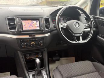 Volkswagen Sharan 2.0 TDI SE Nav DSG Euro 6 (s/s) 5dr