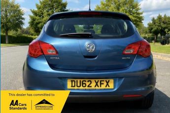 Vauxhall Astra 1.6 16v Exclusiv Auto Euro 5 5dr