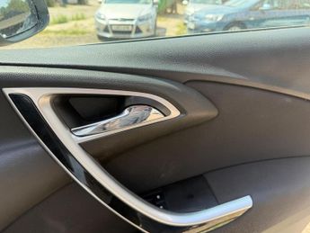 Vauxhall Astra 1.6 16v SRi Auto Euro 5 5dr