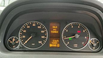 Mercedes-Benz A Class 1.5 A160 Avantgarde SE Hatchback 5dr Petrol CVT (164 g/km, 95 bh