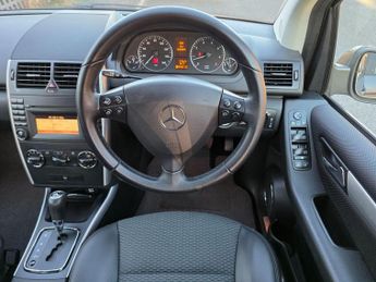 Mercedes-Benz A Class 1.5 A160 Avantgarde SE Hatchback 5dr Petrol CVT (164 g/km, 95 bh