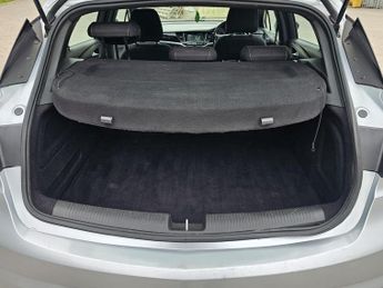 Vauxhall Astra 1.6 CDTi ecoTEC BlueInjection SRi Euro 6 5dr