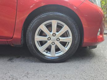 Toyota Yaris 1.5 VVT-h T4 CVT Euro 5 5dr