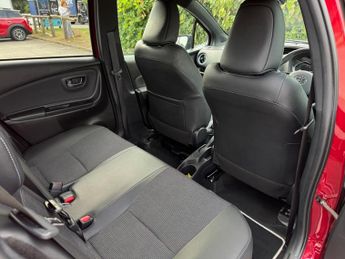Toyota Yaris 1.5 VVT-h Excel Hatchback 5dr Petrol Hybrid E-CVT Euro 6 (s/s) (