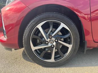 Toyota Yaris 1.5 VVT-h Excel Hatchback 5dr Petrol Hybrid E-CVT Euro 6 (s/s) (