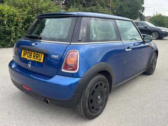 MINI Hatch 1.4 One Steptronic Euro 4 3dr
