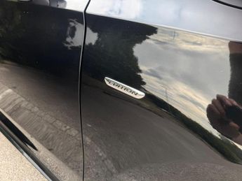 Mercedes-Benz A Class 1.3 A180 AMG Line Edition (Executive) Hatchback 5dr Petrol 7G-DC