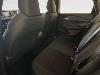 Nissan Qashqai 1.3 DIG-T MHEV Acenta Premium SUV 5dr Petrol Hybrid Manual Euro 