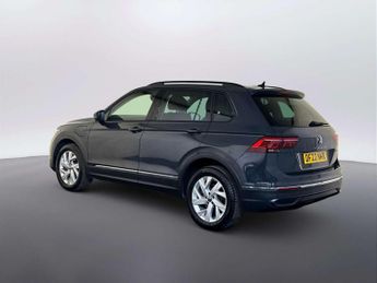 Volkswagen Tiguan 1.4 TSI 13kWh Life SUV 5dr Petrol Plug-in Hybrid DSG Euro 6 (s/s