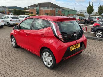 Toyota AYGO 1.0 VVT-i x-play Euro 6 5dr