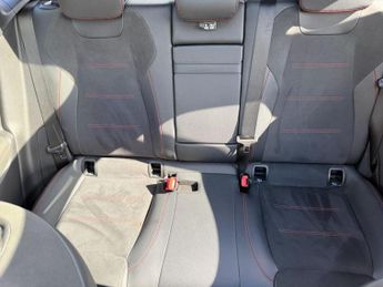 Mercedes-Benz EQA EQA 250 66.5kWh AMG Line (Premium) Auto 5dr