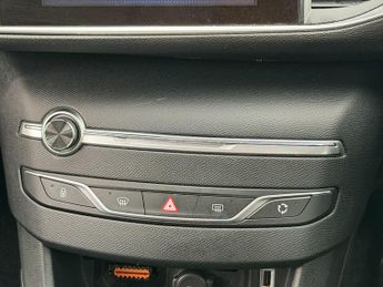 Peugeot 308 1.2 PureTech Allure EAT Euro 6 (s/s) 5dr