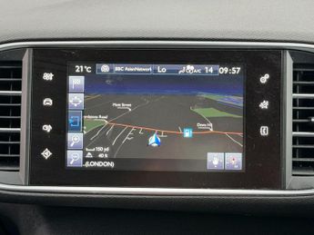 Peugeot 308 1.2 PureTech Allure EAT Euro 6 (s/s) 5dr