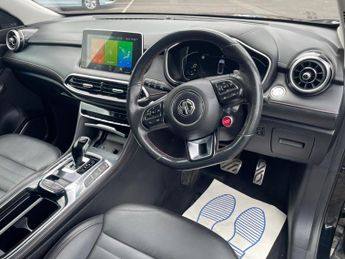 MG MG HS 1.5 T-GDI Exclusive DCT Euro 6 (s/s) 5dr