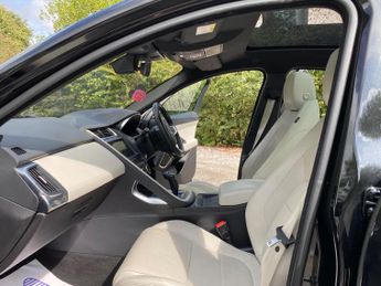 Jaguar E-PACE 2.0 D240 R-Dynamic HSE Auto AWD Euro 6 (s/s) 5dr