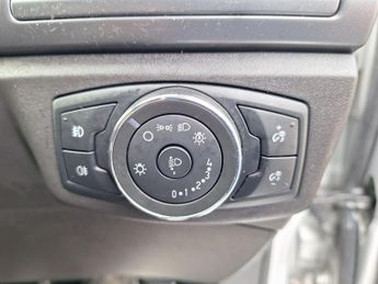 Ford Mondeo 2.0 TDCi Titanium Powershift Euro 6 (s/s) 5dr