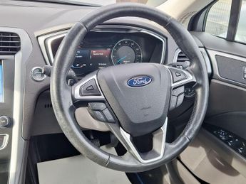Ford Mondeo 2.0 TDCi Titanium Powershift Euro 6 (s/s) 5dr