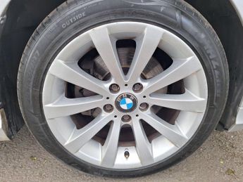 BMW 3 Series 2.0 320d SE Touring Steptronic Euro 5 5dr