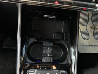 Mercedes-Benz Eqb 300 AMG LINE 4MATIC