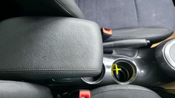 Nissan Juke 1.6 N-Connecta XTRON Euro 6 5dr