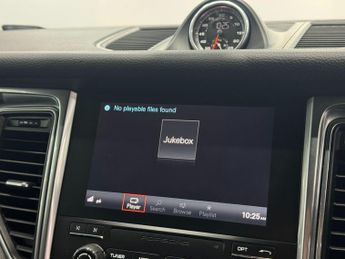 Porsche Macan 3.0 V6 S PDK 4WD Euro 6 (s/s) 5dr