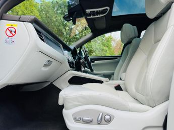 Porsche Macan 2.0T PDK 4WD Euro 6 (s/s) 5dr