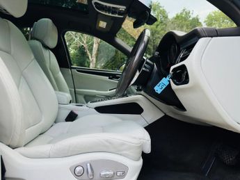 Porsche Macan 2.0T PDK 4WD Euro 6 (s/s) 5dr