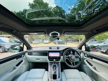 Porsche Macan 2.0T PDK 4WD Euro 6 (s/s) 5dr