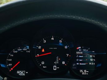 Porsche Macan 2.0T PDK 4WD Euro 6 (s/s) 5dr