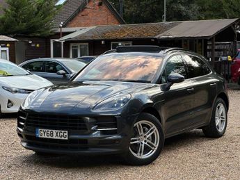 Porsche Macan 2.0T PDK 4WD Euro 6 (s/s) 5dr
