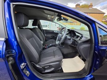 Ford Fiesta 1.0T EcoBoost Titanium Euro 6 (s/s) 5dr