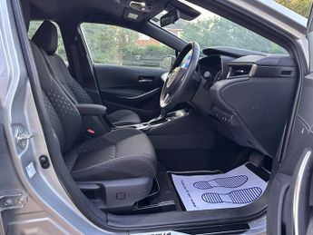 Toyota Corolla 1.8 VVT-h Icon Touring Sports 5dr Petrol Hybrid CVT Euro 6 (s/s)