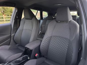 Toyota Corolla 1.8 VVT-h Icon Touring Sports 5dr Petrol Hybrid CVT Euro 6 (s/s)