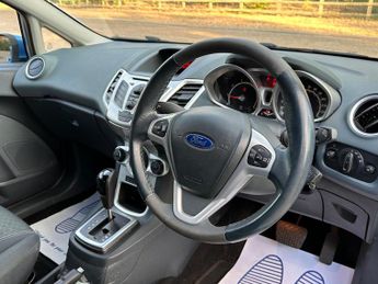 Ford Fiesta 1.4 Titanium Hatchback 5dr Petrol Automatic (154 g/km, 94 bhp)