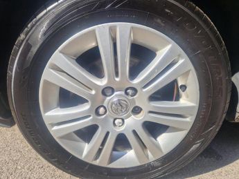 Vauxhall Zafira 1.6 16V Design Euro 5 5dr (SNav)