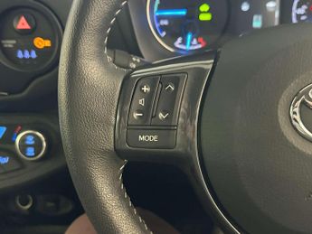 Toyota Yaris 1.5 VVT-h Y20 Hatchback 5dr Petrol Hybrid E-CVT Euro 6 (s/s) (10