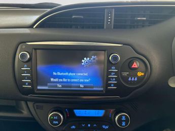 Toyota Yaris 1.5 VVT-h Y20 Hatchback 5dr Petrol Hybrid E-CVT Euro 6 (s/s) (10