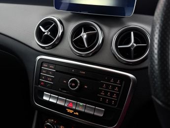 Mercedes-Benz GLA 1.6 GLA180 Urban Edition SUV 5dr Petrol 7G-DCT Euro 6 (s/s) (122