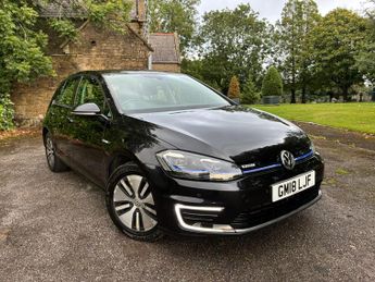 Volkswagen e-Golf 35.8kWh e-Golf Auto 5dr