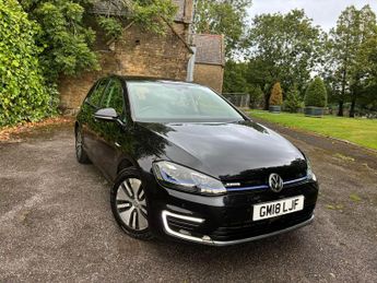Volkswagen e-Golf 35.8kWh e-Golf Auto 5dr