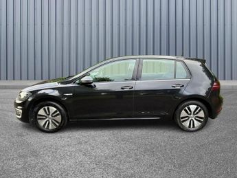 Volkswagen e-Golf 35.8kWh e-Golf Auto 5dr
