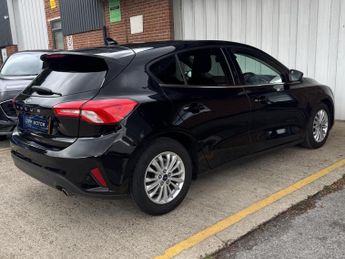Ford Focus 1.0T EcoBoost Titanium Auto Euro 6 (s/s) 5dr