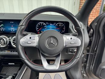 Mercedes-Benz GLA 2.0 GLA220d AMG Line (Premium Plus) 8G-DCT 4MATIC Euro 6 (s/s) 5