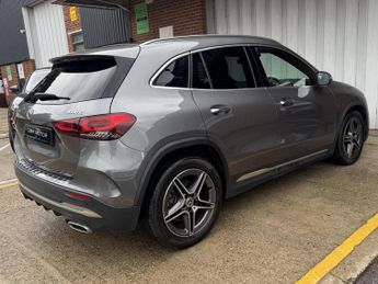 Mercedes-Benz GLA 2.0 GLA220d AMG Line (Premium Plus) 8G-DCT 4MATIC Euro 6 (s/s) 5