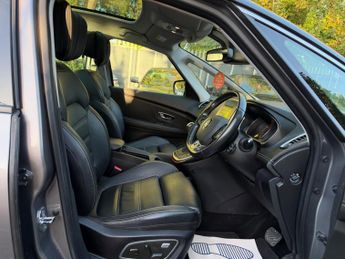 Renault Grand Scenic 1.6 dCi Signature Nav EDC Euro 6 (s/s) 5dr