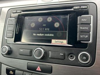 Volkswagen Passat 2.0 TDI BlueMotion Tech Sport DSG Euro 5 (s/s) 4dr